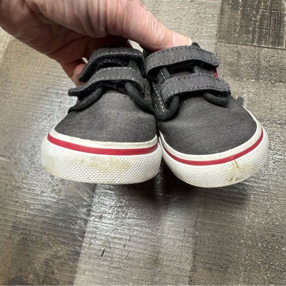 Vans Black and Red Sneakers with Velcro Straps toddler size 6 - Picture 2 of 9